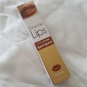 Grande Lips Hydra Plump Liquid lipstick